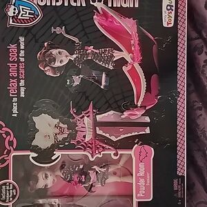 Monster High Powder Room Draculaura